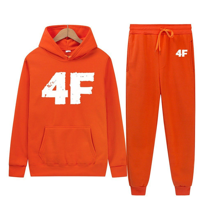 Kvinders hoodie og joggers sæt med sporty komfort Skovae