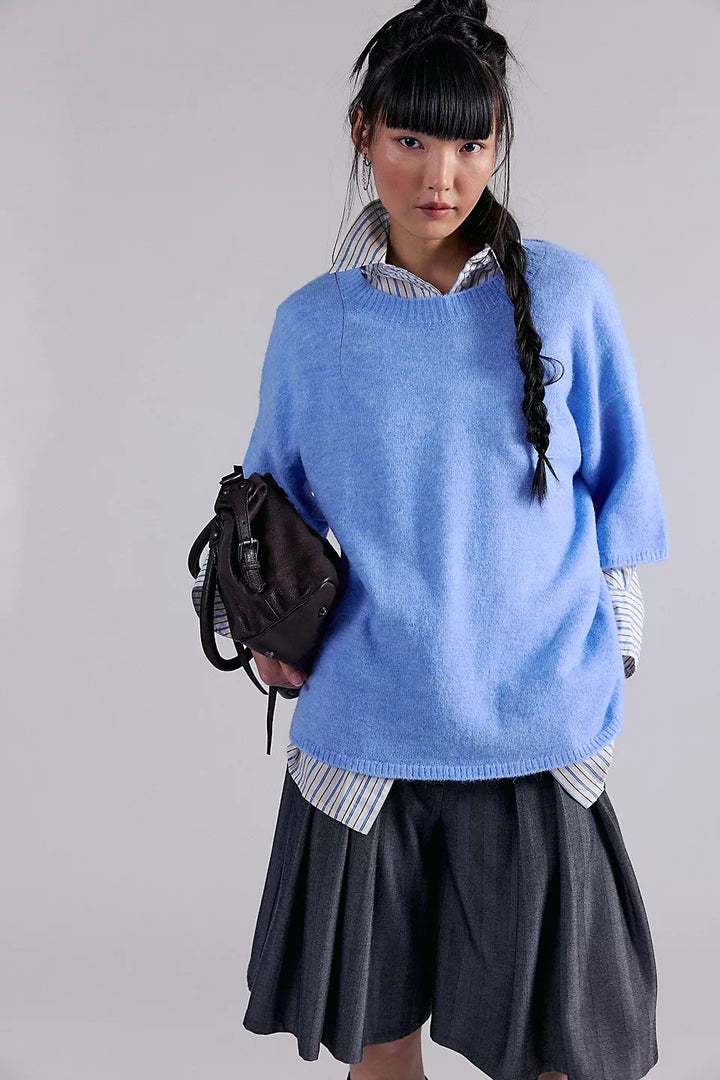 Kvindernes Oversized Sweater med Elegante Mesh Ærmer og Delikat Broderi Mønster Skovae