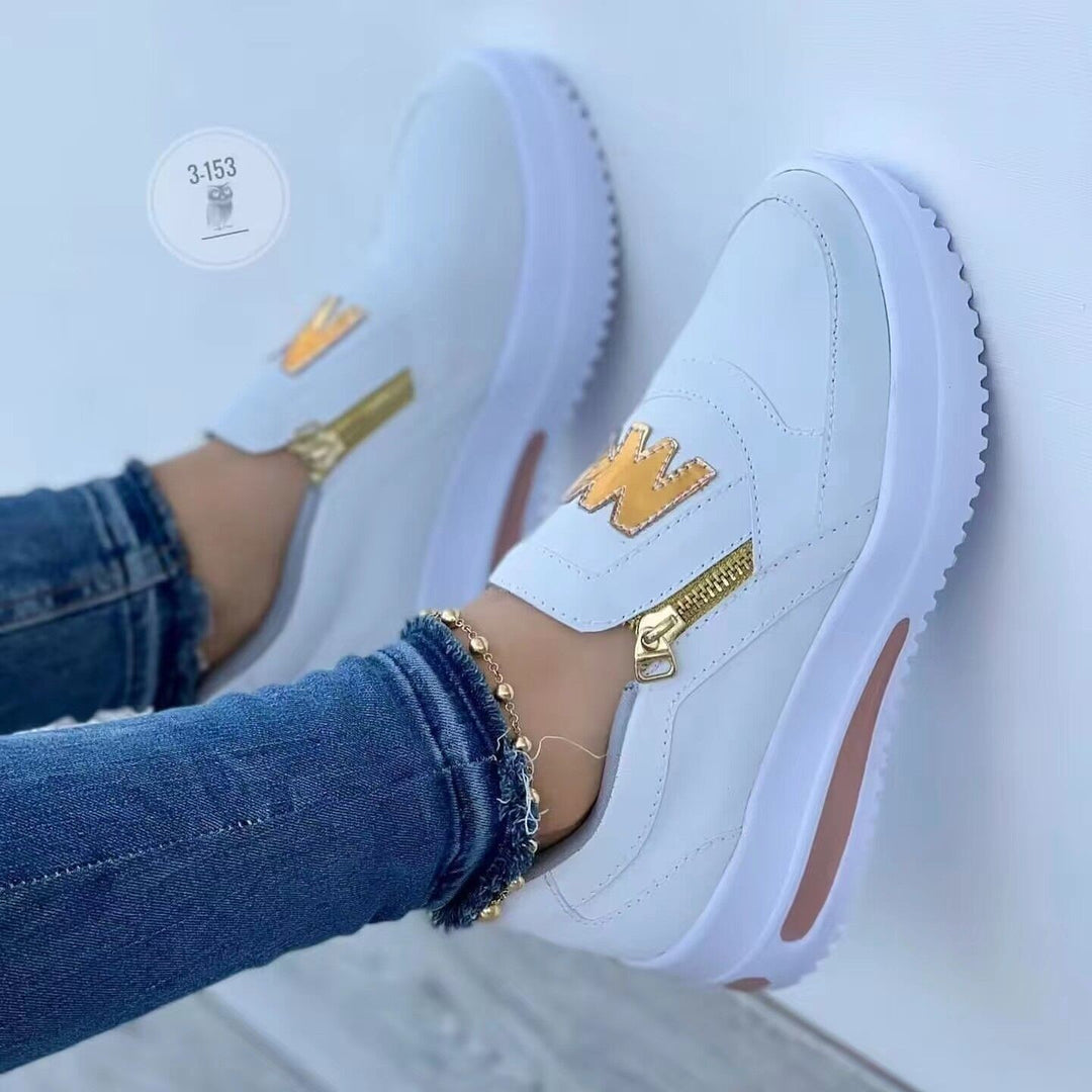 Dame Slip-On Sneakers med glitrende accenter og elastisk overdel Stilla