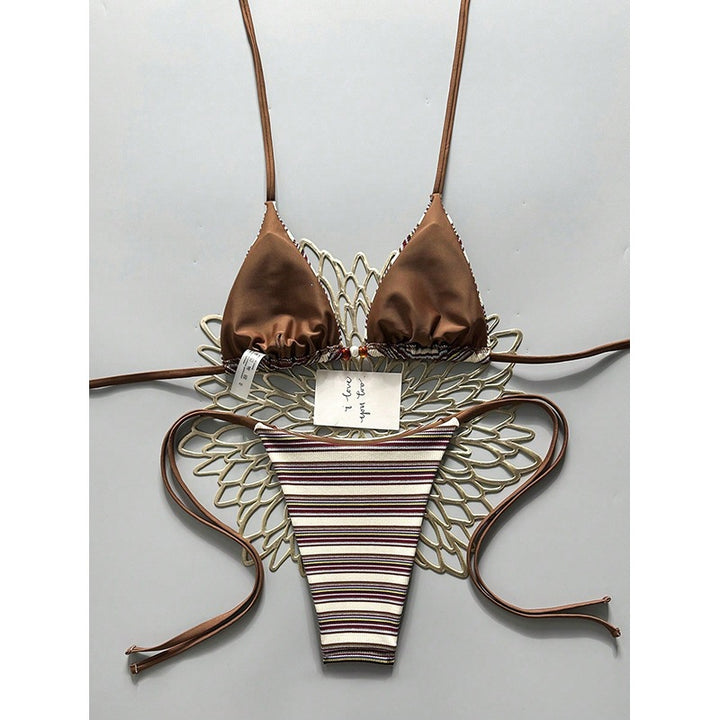 Dame triangle bikini med høj skæring og fint strukturmønster Skovae