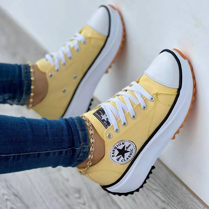 Dame Sporty Sneakers med polstret fodbredde og skridsikker sål Stilla