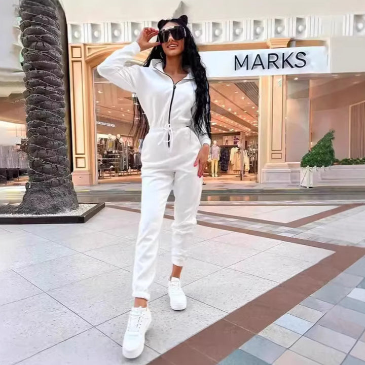 Dame jumpsuit med høj krave og elastisk talje Skovae