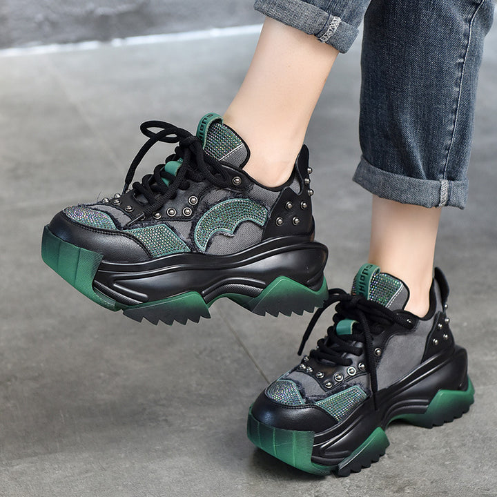 Dame Chunky Sneakers med eksklusivt strop-design og glitrende accenter Stilla