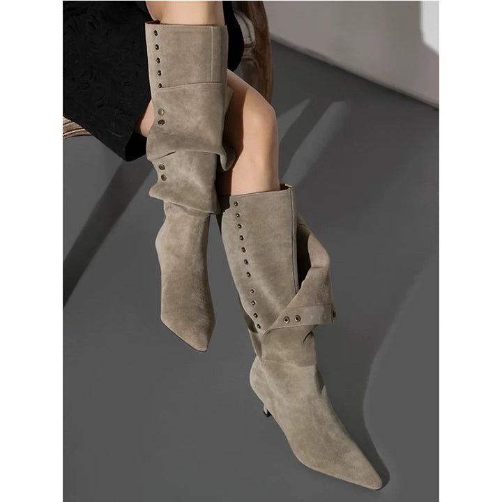 Femme Over-knæet Suede Spidse Stiletto Støvler med Dekorative Knapper Stilla