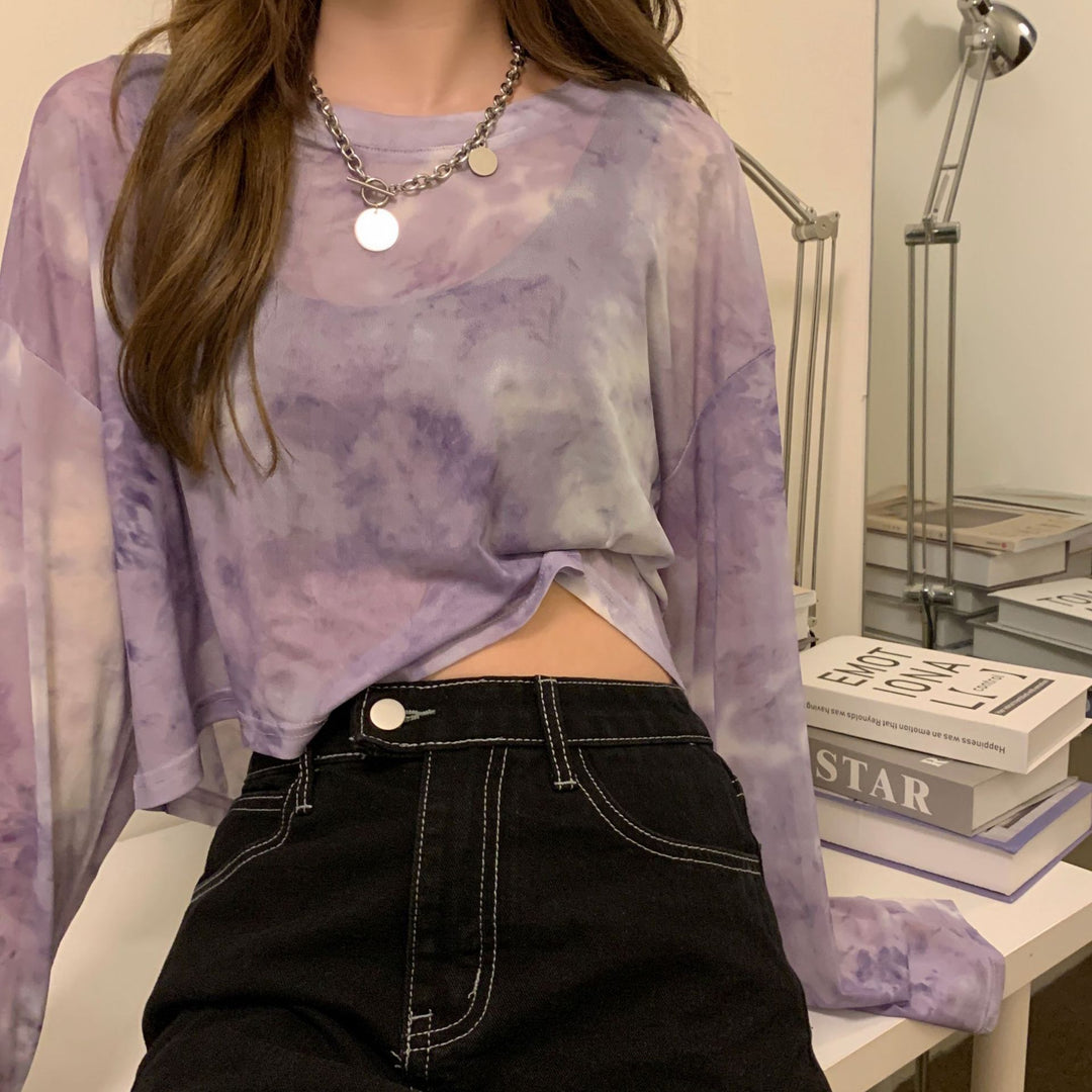 Kvinders cropped sweatshirt i moderne batikdesign med brede ærmer og rund halsudskæring Skovae