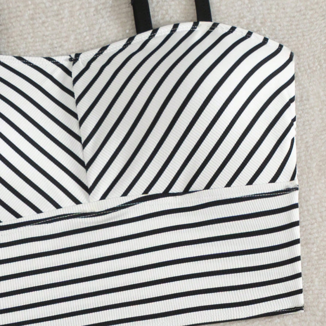 Dame Højskåret Bikini med stribet Crop-Top Skovae