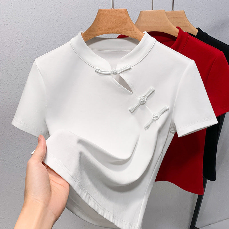 Dame Mode T-shirt med asiatisk krave og dekorative knapdetaljer Stilla