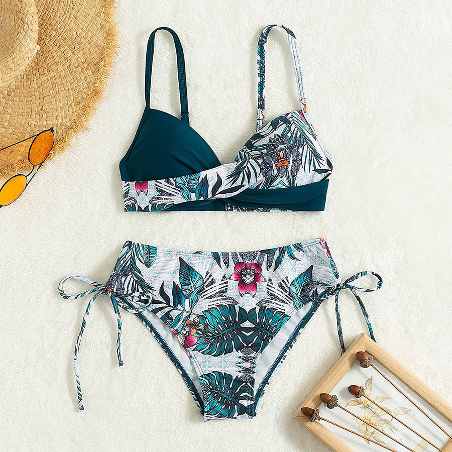 Dame design-bikini med moderne indpakningsdetalje Skovae