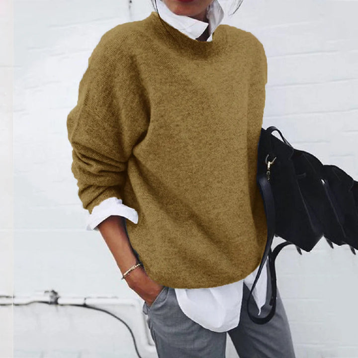 Kvinder hyggelig rund hals sweater lavet af fint strikket blanding Stilla