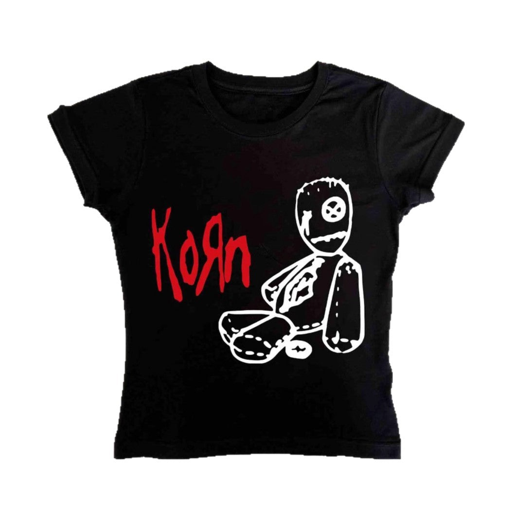 Dame T-shirt med kreativt grafisk design og afslappet snit Skovae