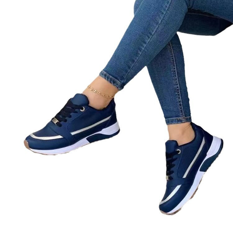 Dame Sporty Sneakers med stilfuldt overmateriale Stilla