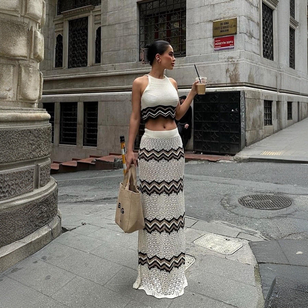 Dame strikensemble med fashionabel zigzag-mønster Stilla