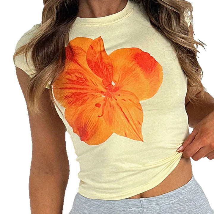 Dame kortærmet T-shirt med blomsterprint og tætsiddende pasform Skovae