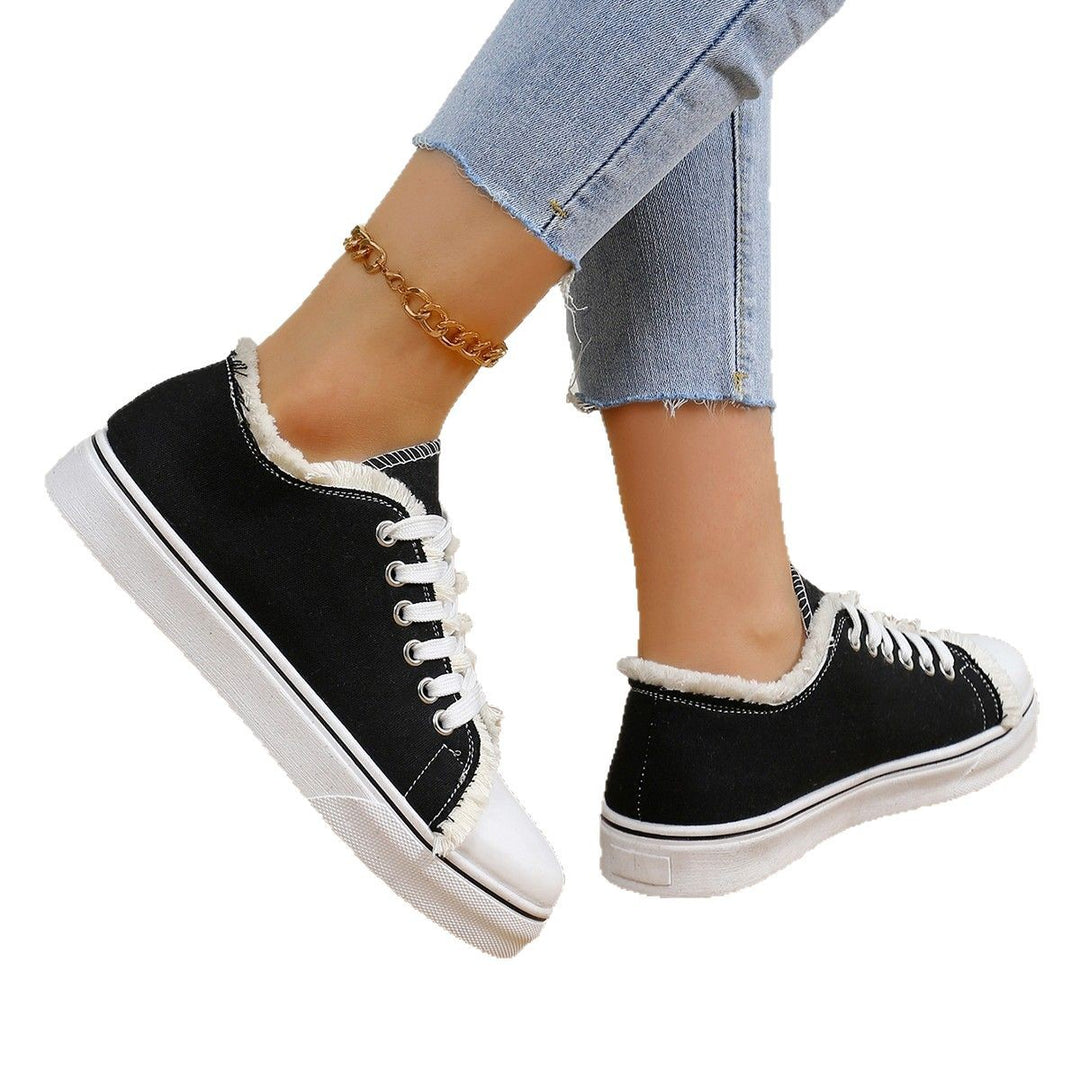 Dame Sneakers med frynset overmateriale og skridsikker sål Stilla