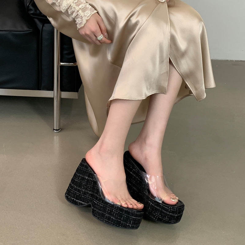 Dame mode Wedge-sandaler med gennemsigtigt forblad og struktureret plateau Stilla