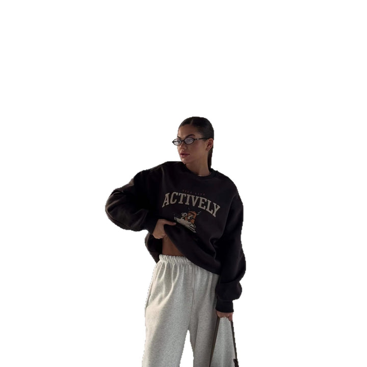 Kvinders afslappede sweatshirt med markant vintage design og behagelig pasform Stilla
