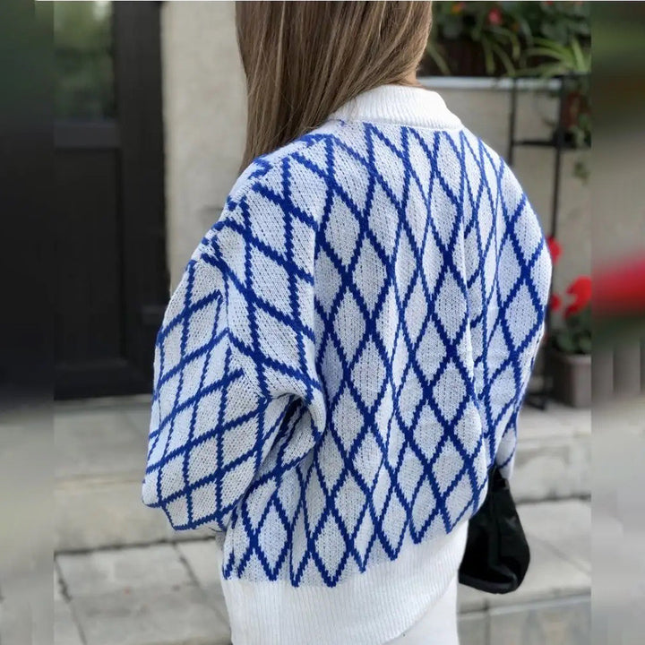 Femme Artistic Diamond Pattern Strikpullover Stilla