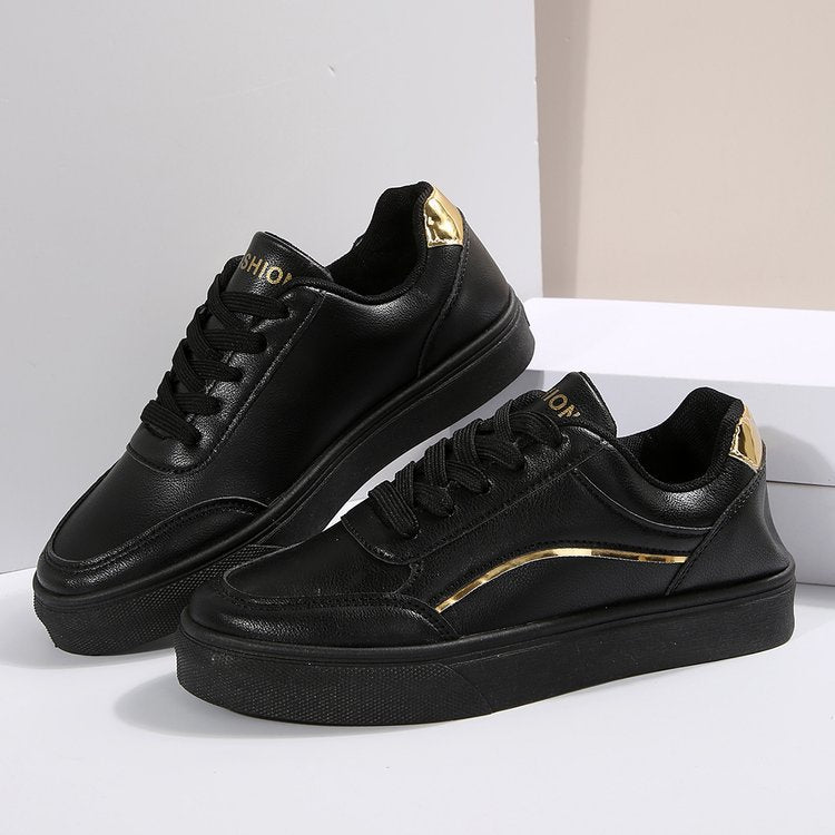 Dame Mode Sneakers med accenter i metallic Stilla