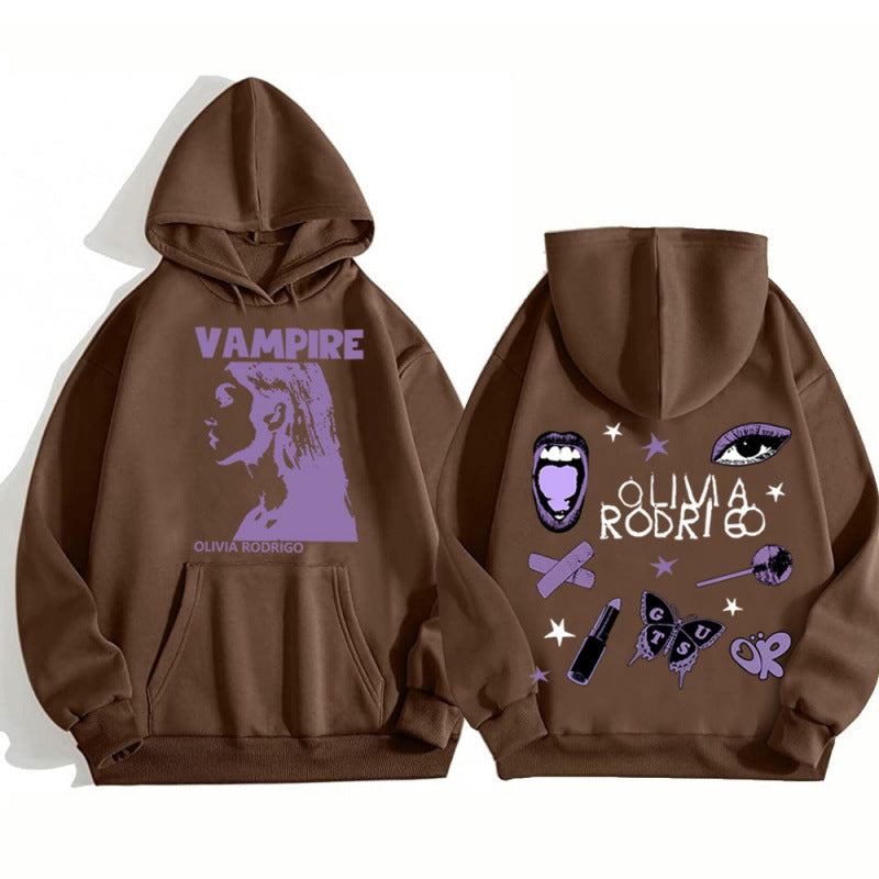 Kvinders hoodie med kunstnerisk vampyrtryk og oversized pasform Skovae