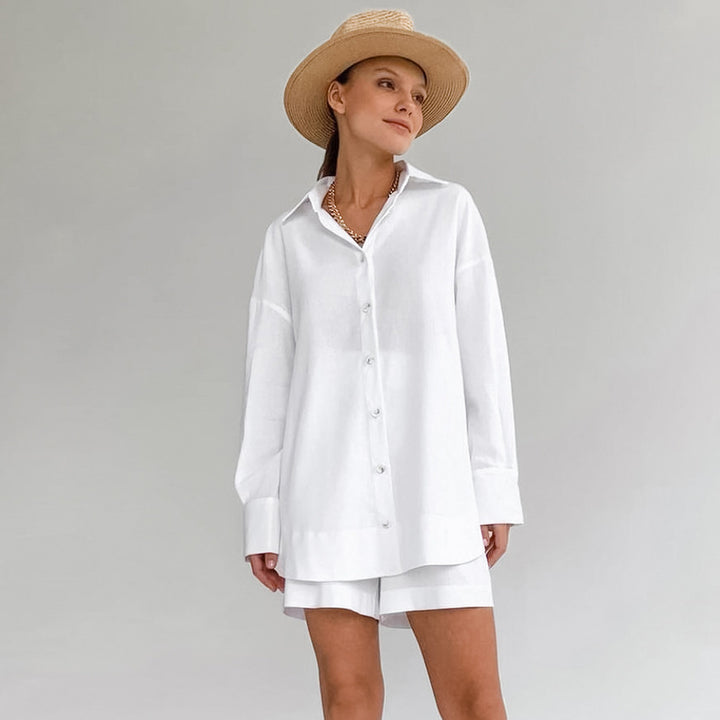 Dame overdimensioneret skjorte bluse i let materiale med lange ærmer og elegante knapper Stilla
