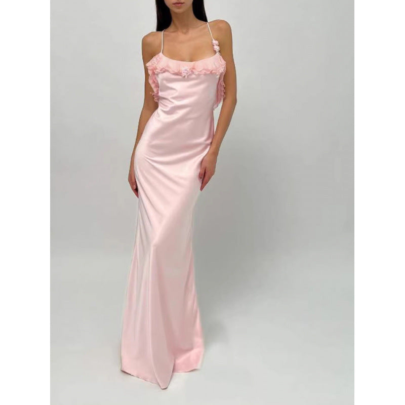 Damen Maxi-Kleid mit eleganten Rüschendetails und tiefem Rückenausschnitt Skovae