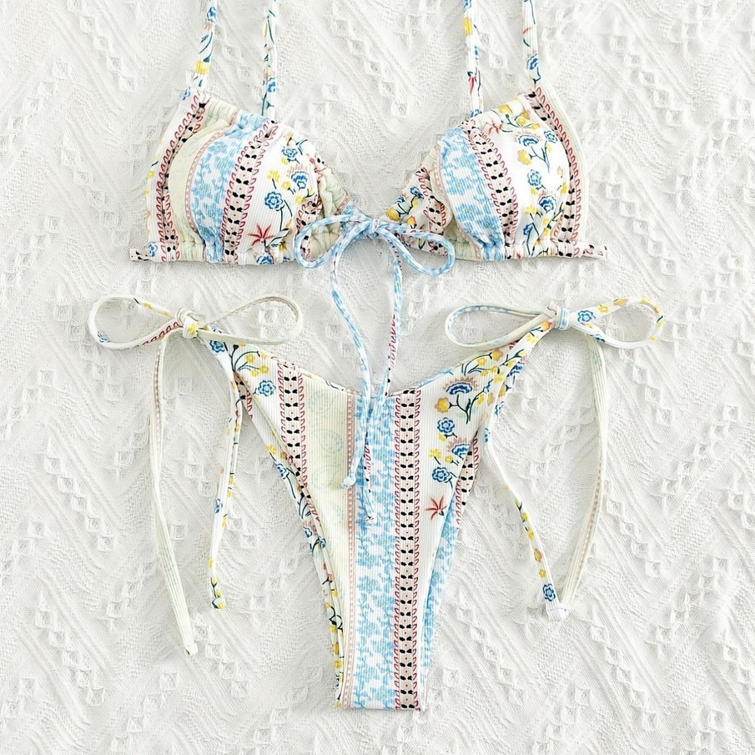 Dame triangel-bikini med legende design og justerbare stropper Skovae