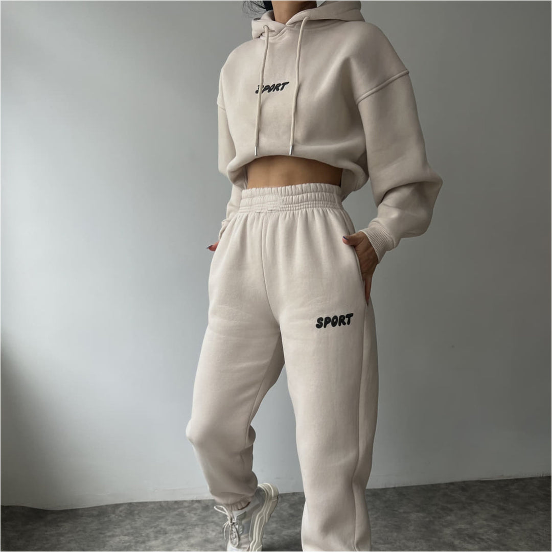 Kvinders sporty cropped hoodie og sæt med sweatpants Skovae