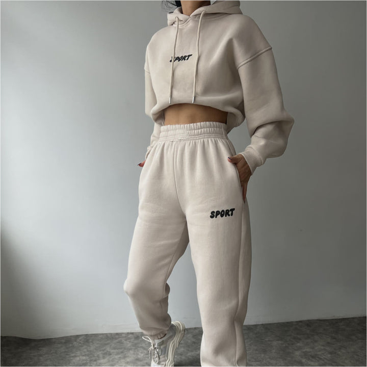 Kvinders sporty cropped hoodie og sæt med sweatpants Skovae