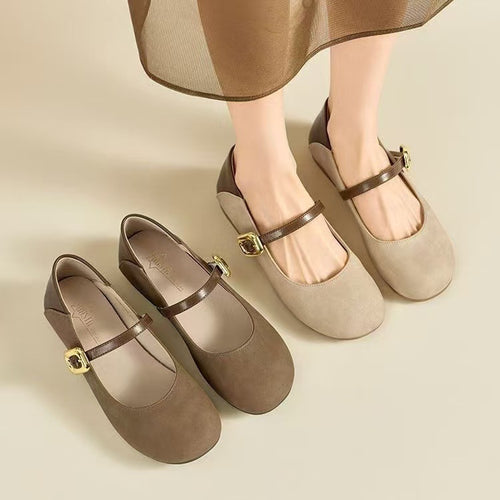 Dame ballerinas med dekorativ rem og elegant blokhugger Stilla