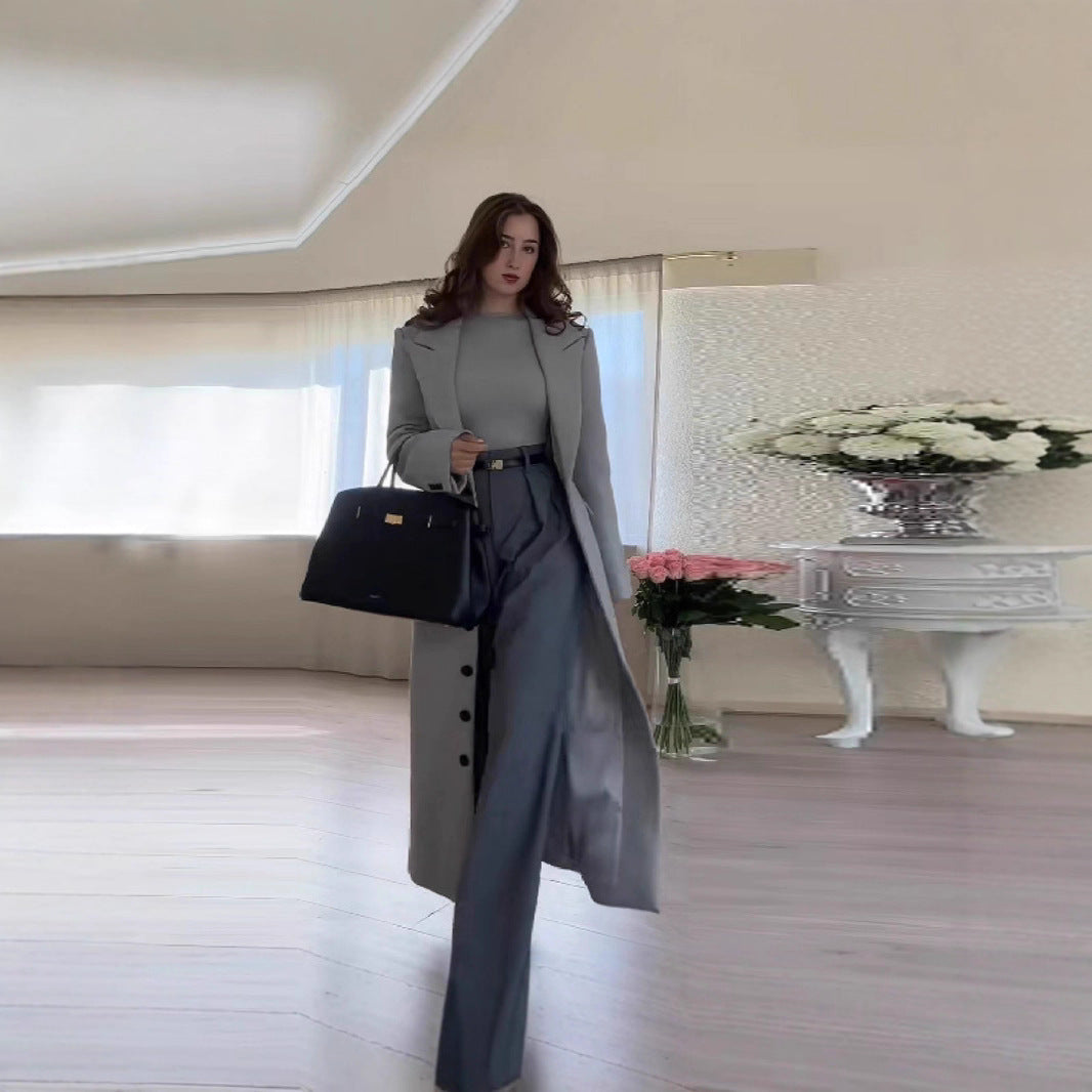 Kvinders elegante trenchcoat med dobbelt knaplukning og skræddersyet pasform Stilla