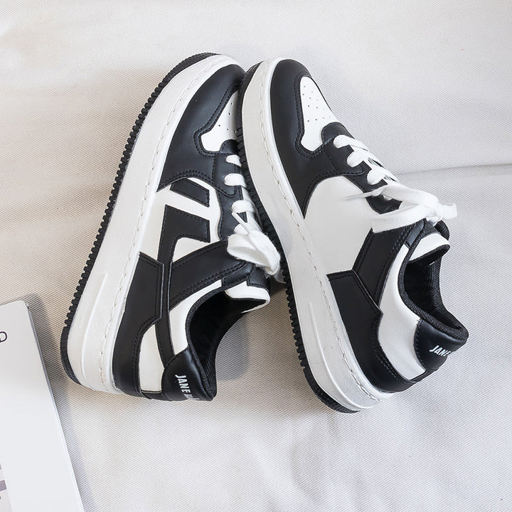Dame Sporty Sneakers med moderne design og åndbart overmateriale Stilla