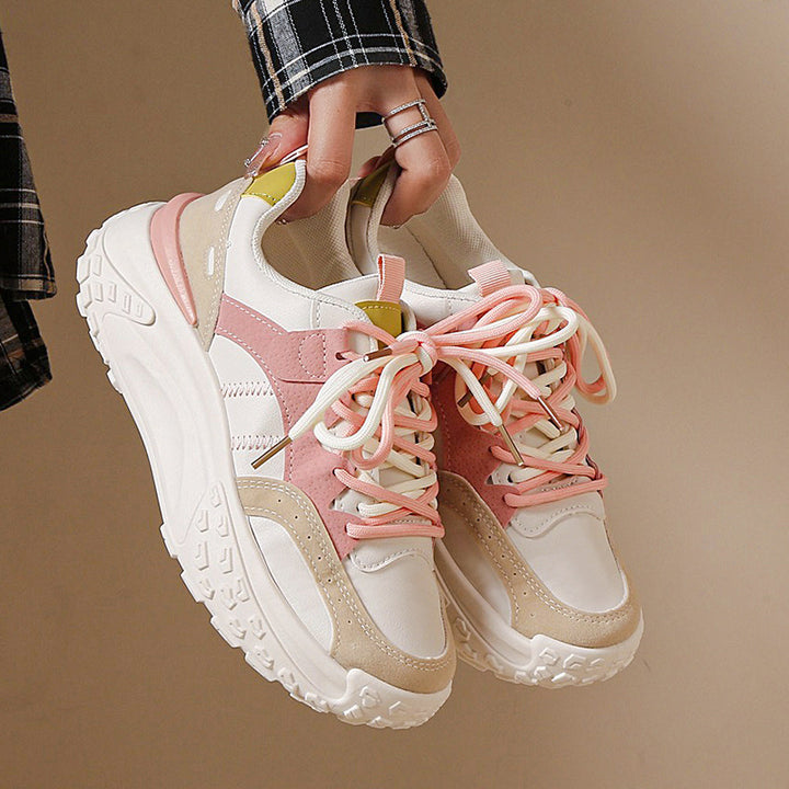 Dame sporty sneakers med tykk profilsål og innovativt dæmpningssystem Stilla