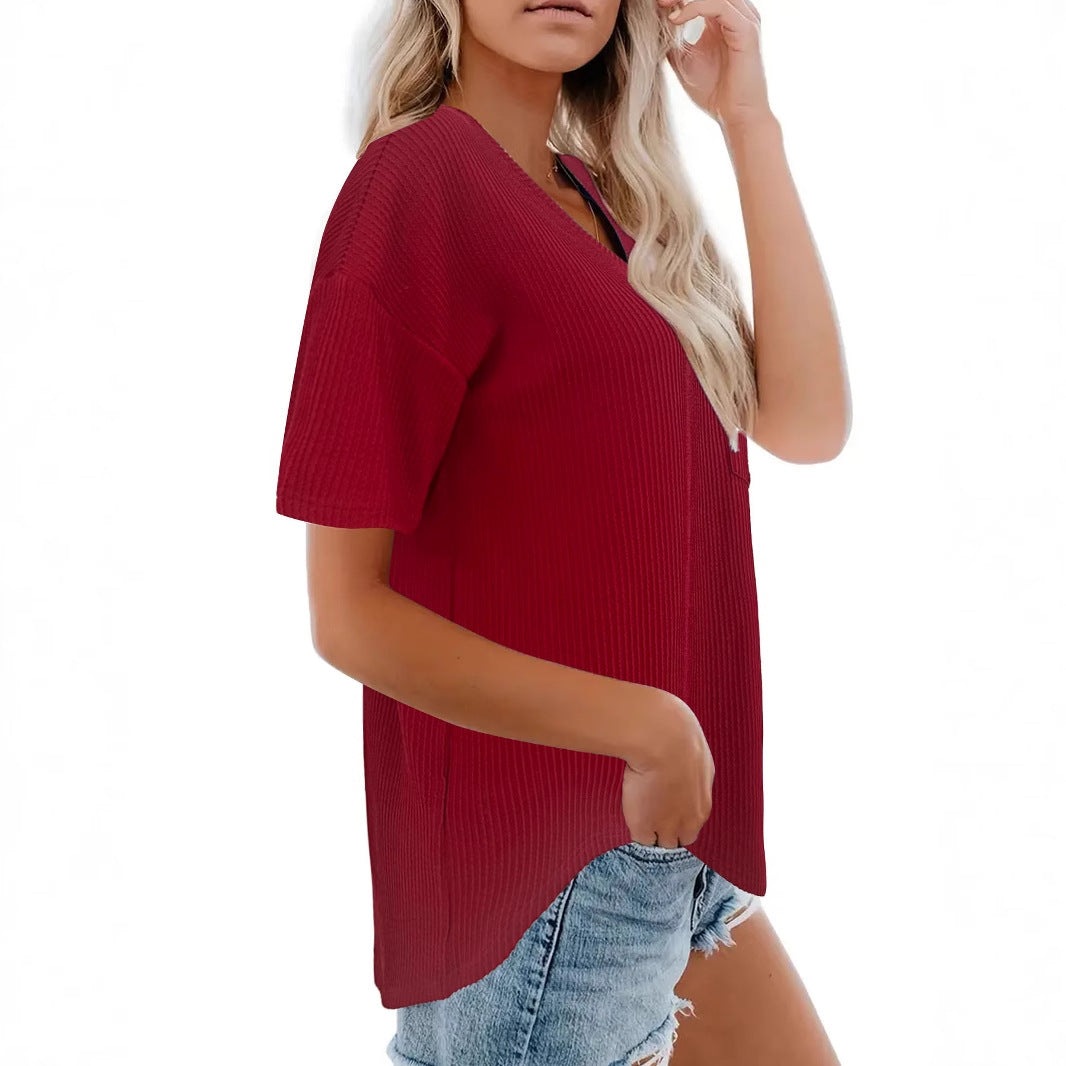 Dame afslappet V-hals T-shirt med brystlomme Stilla