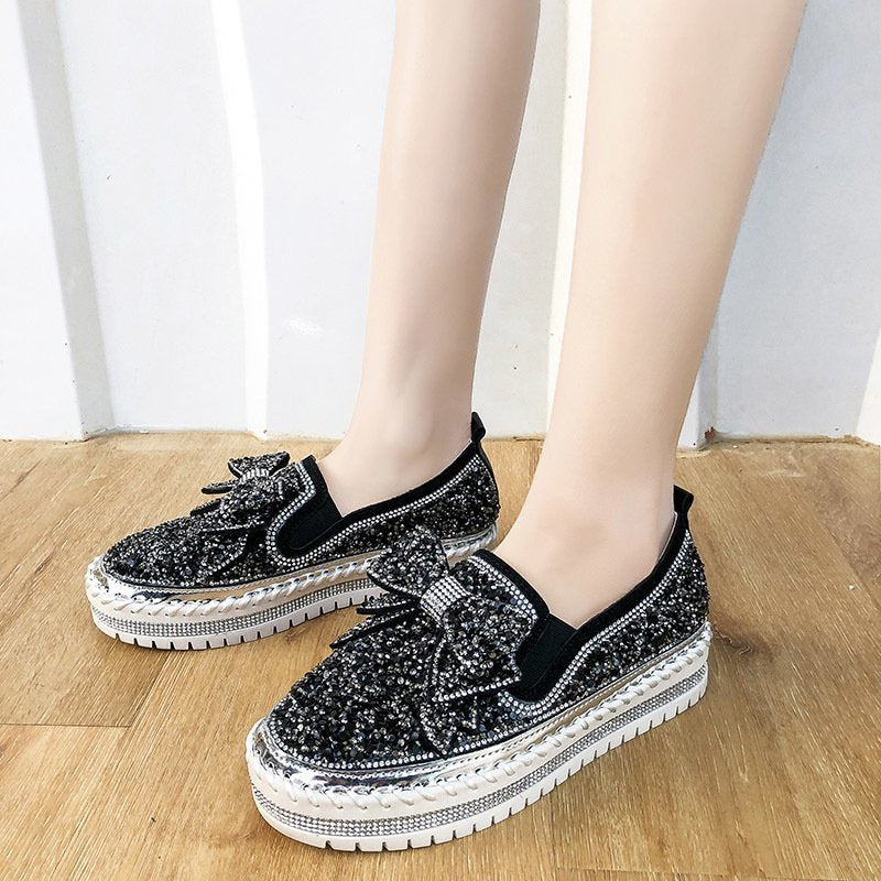 Dame Glitrende Slip-On Sko med moderne Sløjfe Stilla