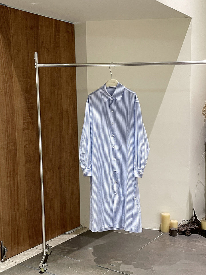 Dame Oversized Skjortekjole med fine striber og knapdetaljer Stilla