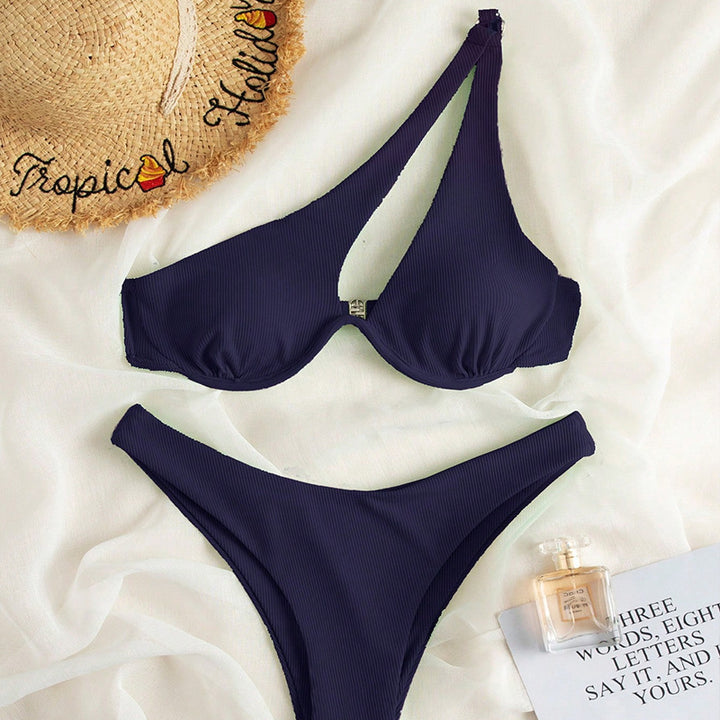 Dame triangel-bikini med asymmetrisk snit og elastiske stropper Skovae