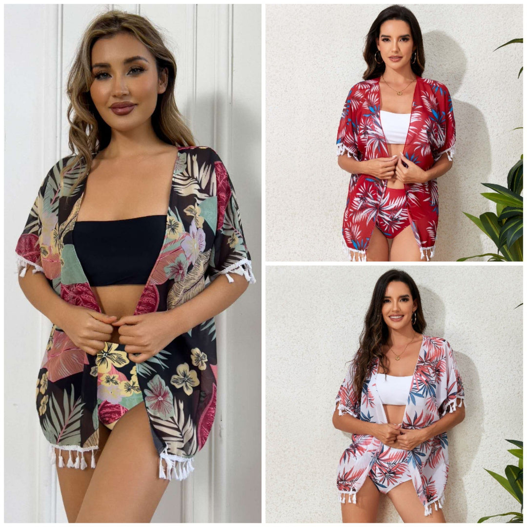 Dame elegant strandoutfit med floral overtræk og matchende bikini Skovae