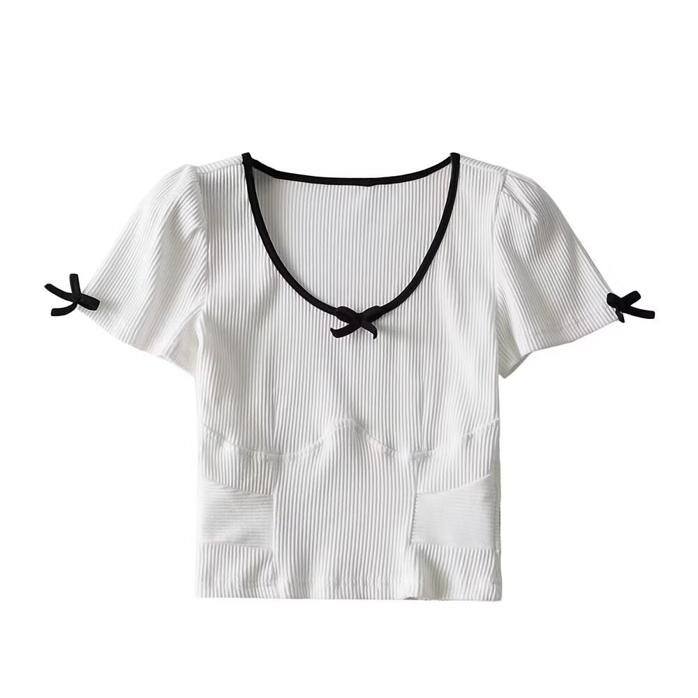 Dame Crop-top med legende flæse design og søde sløjfer Stilla