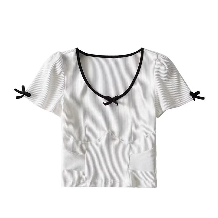 Dame Crop-top med legende flæse design og søde sløjfer Stilla