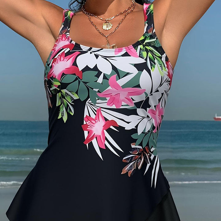 Dame Tankini med flatterende snit og blomsterdesign Skovae