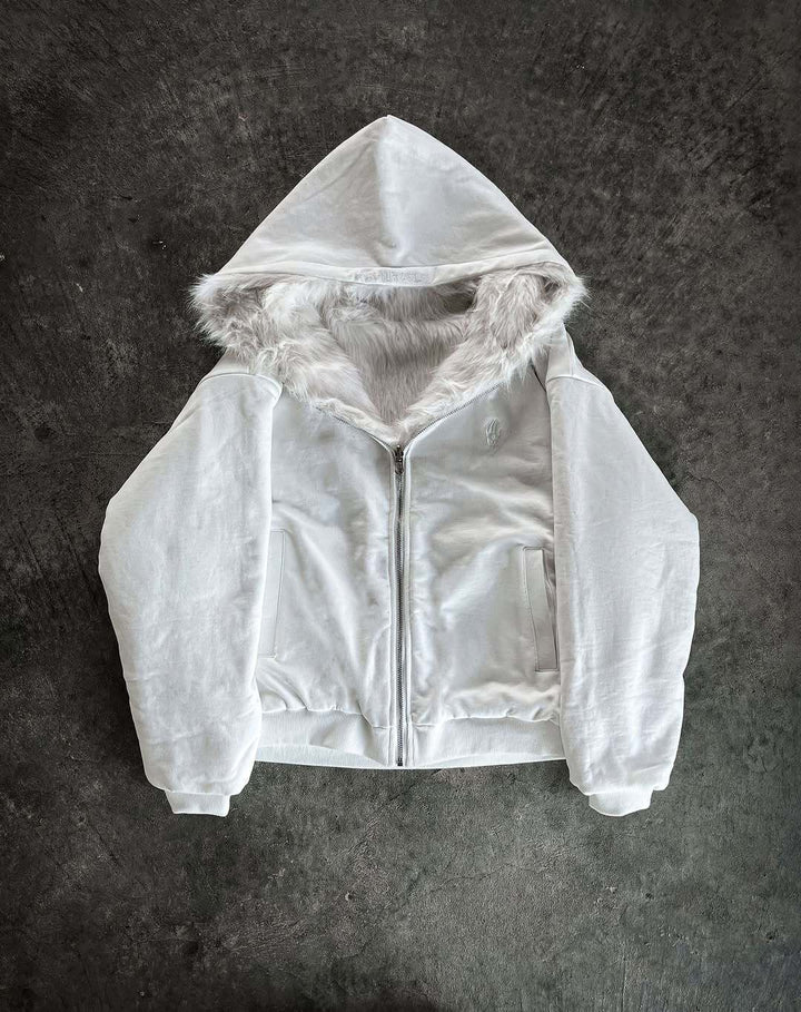 Kvindernes vinterjakke med faux fur foret hætte og praktiske lommer Stilla