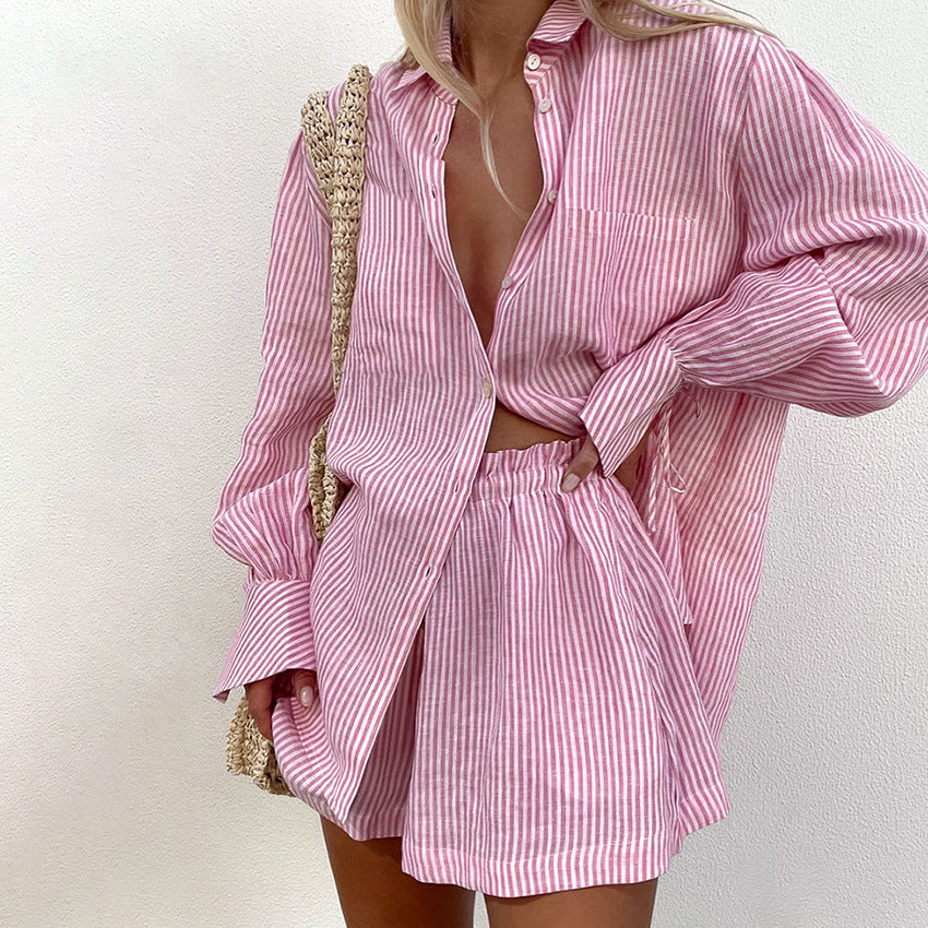 Dame Casual Pyjamasæt med stribet design og elegante detaljer Stilla