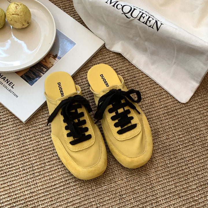 Femme Stilfulde Slip-On Sneakers med innovativt snørredetalje Stilla