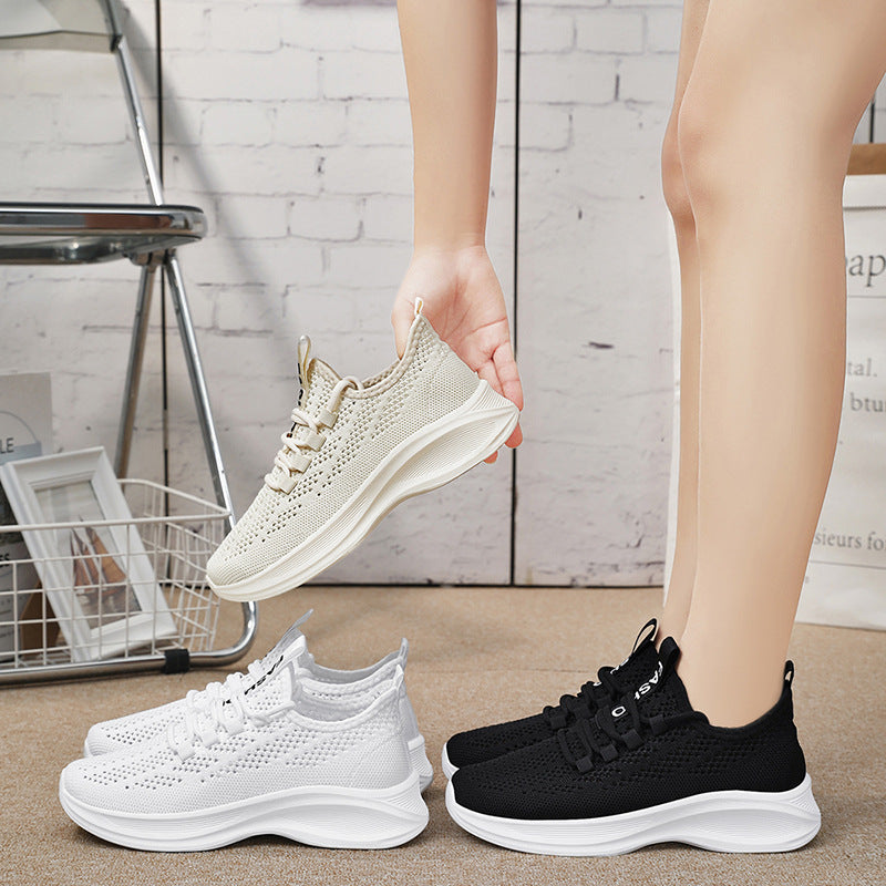 Dame Lettere Fritids sneakers med åndbart overmateriale og dæmpende sål Stilla