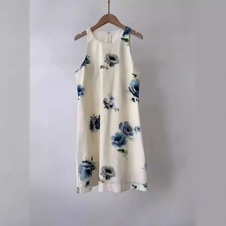 Dame luftig sommerkjole med blomsterdesign og fine stropper Stilla