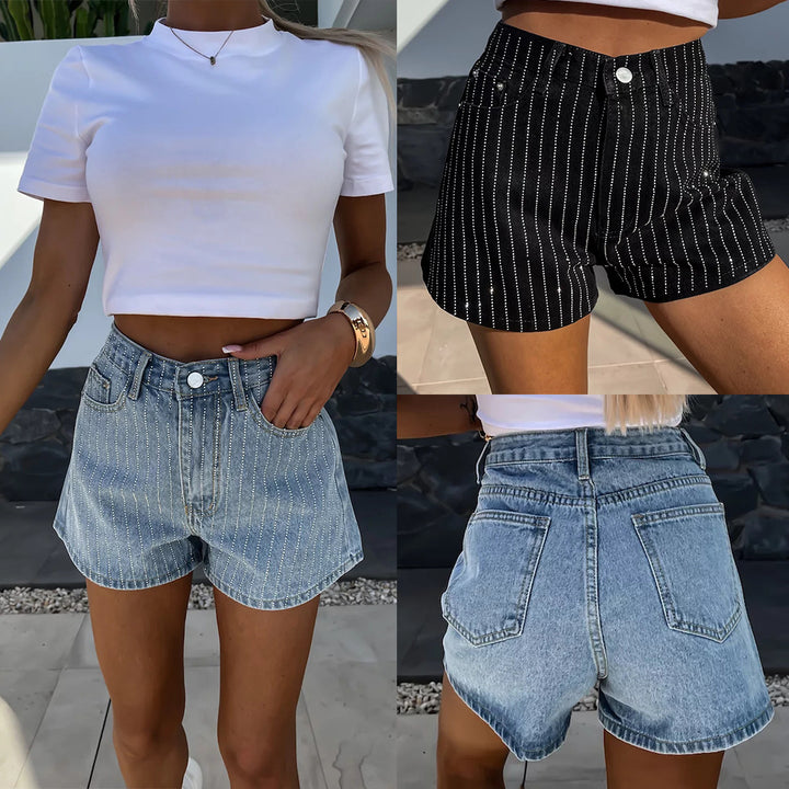 Dame shorts med skinnende stribedesign og behagelig pasform Stilla
