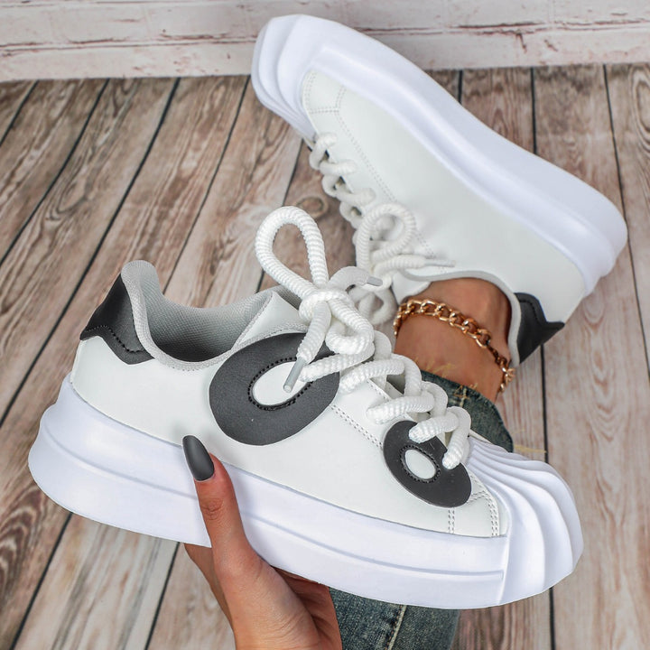 Dame Mode Sneakers med unikke dekorelementer Stilla