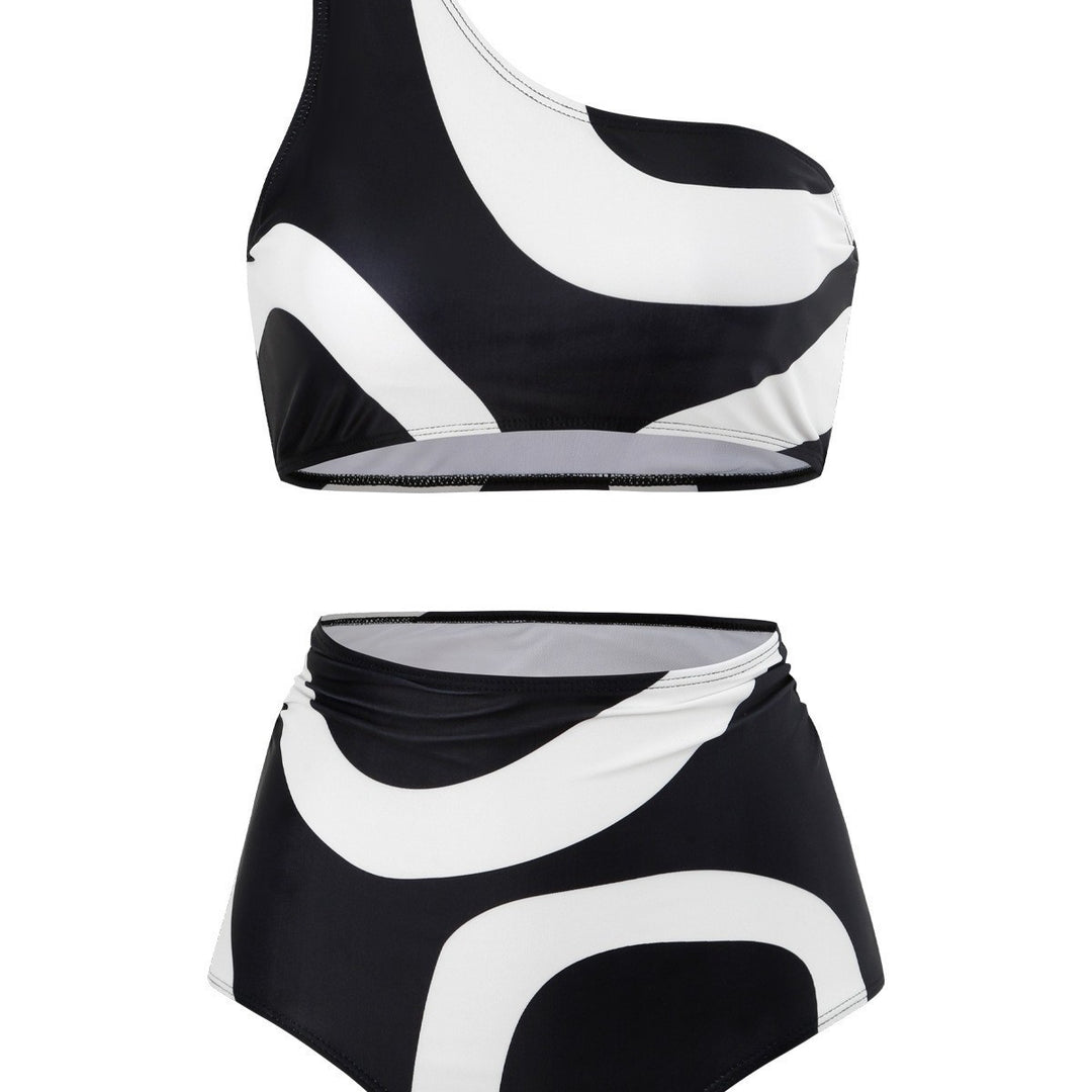 Dame bikini-sæt med asymmetrisk top og smart indpakningsskørt Stilla