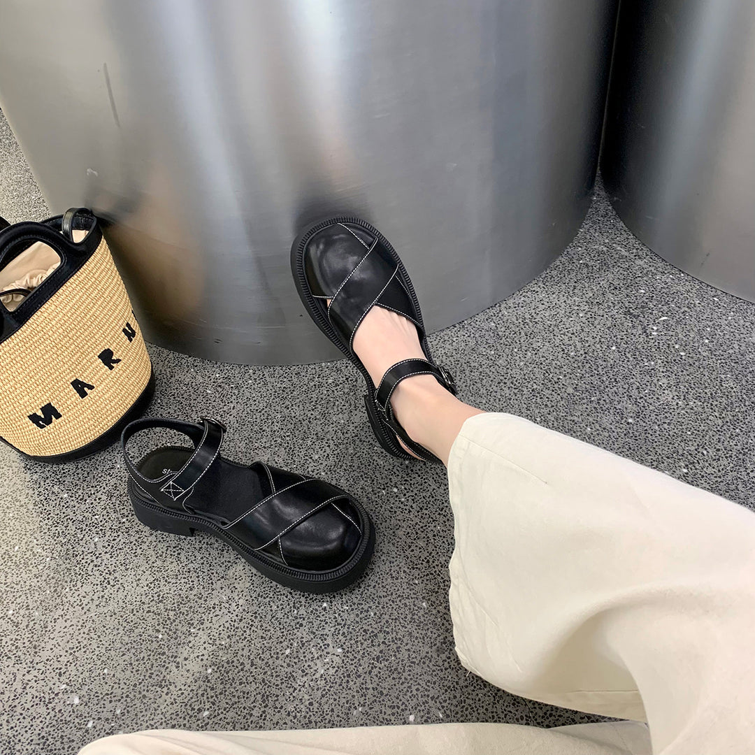 Dame Komfortable Sandaler med justerbar rem og skridsikker sål Stilla