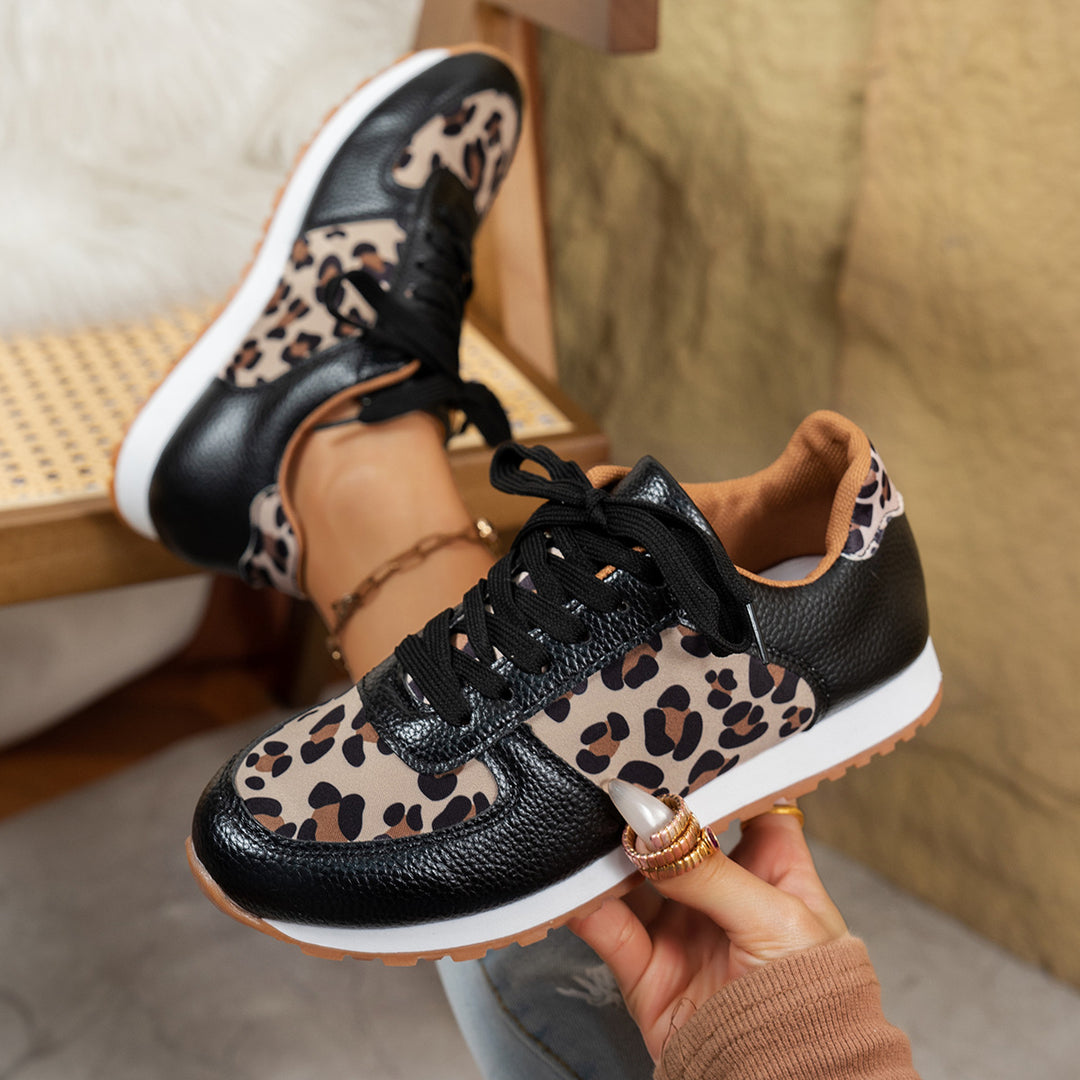 Dame sneakers med leopardmønster og åndbar sål Stilla